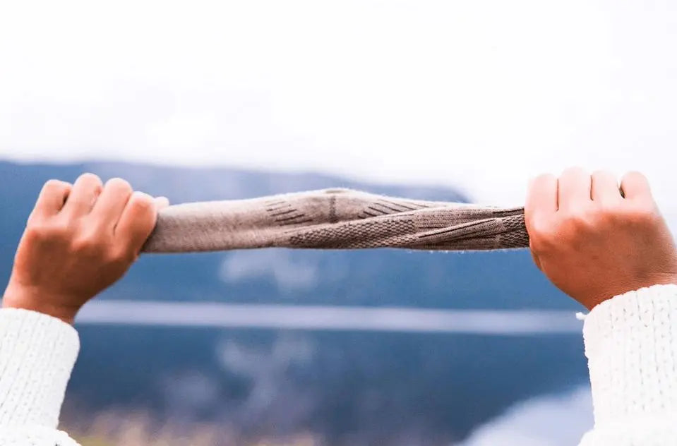 Anti-blister sock being twisted