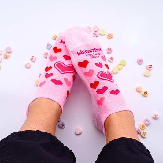 Run Luxe - Tab Length - Valentines Hearts - Single Layer Wrightsock